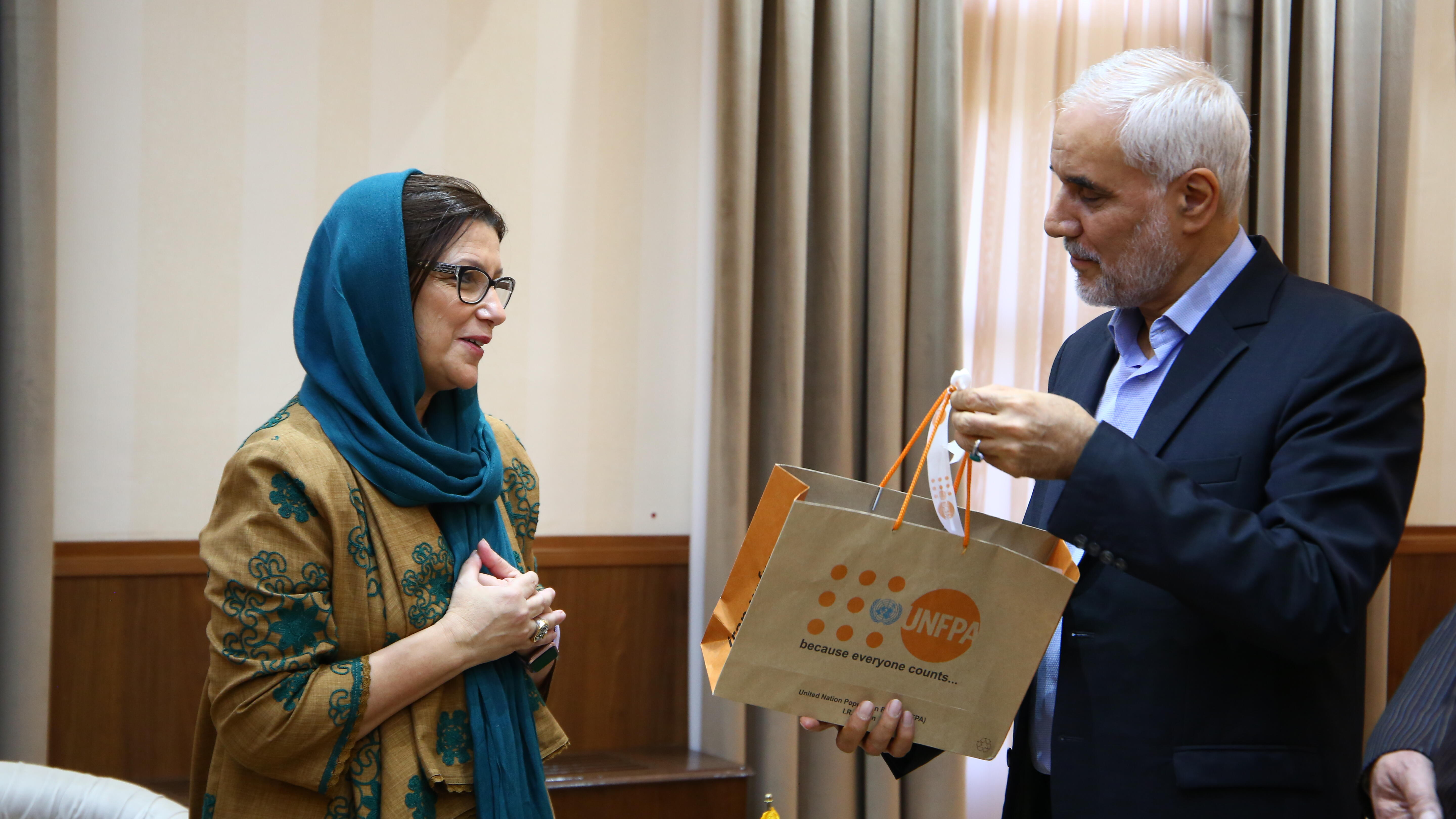 Dr. Leila Joudane, UNFPA Representative, H.E. Dr. Mohsen Mehralizadeh, Governor General of Isfahan